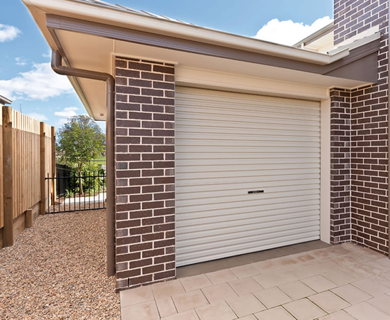 Thi công lắp đặt Cửa cuốn ở tại Đồng Hới Quảng Bình